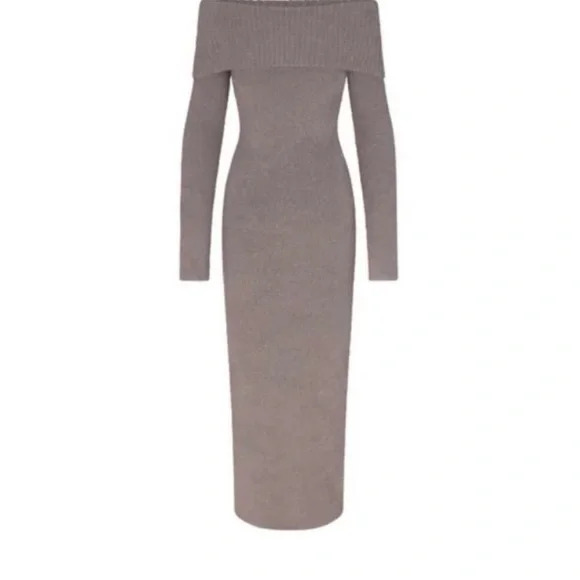 Skims NWT Cozy Knit Off The Shoulder Maxi Dress in Grey Chalk Size Medium - Picture 8 of 8